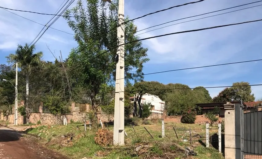 Hermoso Terreno en Oferta en Lambare zona Yatch — foto 3