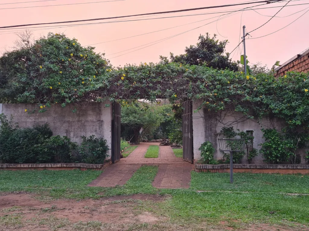 REMATO CASA EN SAN LORENZO — foto 3