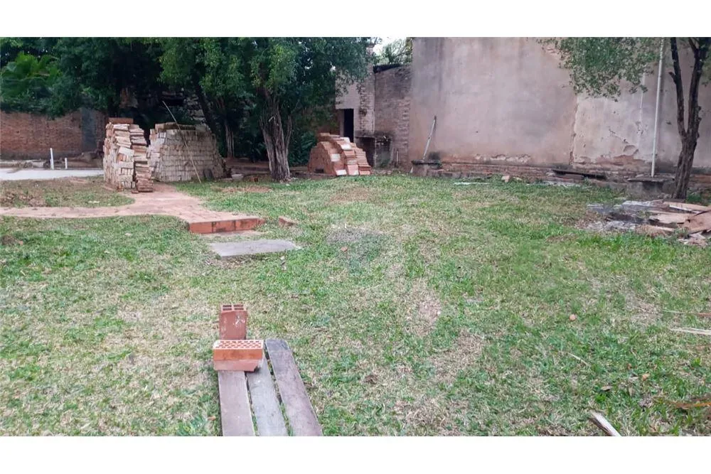 TERRENO POTENCIAL EN VENTA, BARRIO MBURUCUYA — foto 3