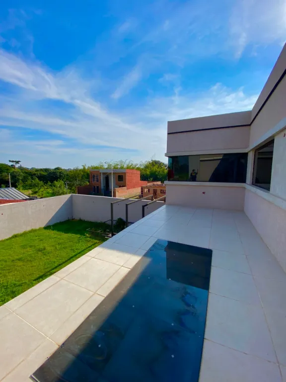 VENDO CASA MINIMALISTA A ESTRENAR EN LUQUE — foto 2