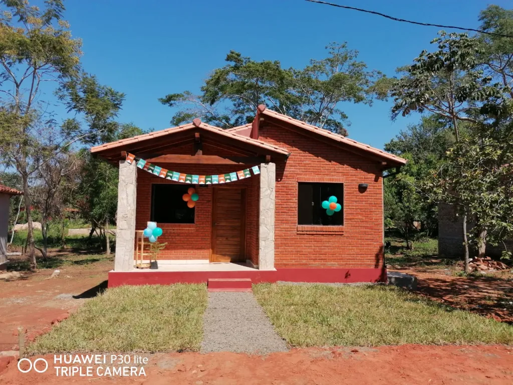 Tu casa propia en Luque Pozo Azul 🏠💙 — foto 3