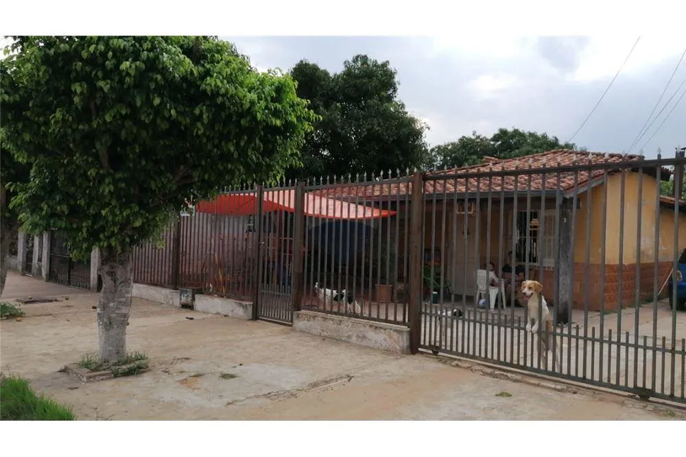 VENDO TERRENO CON CASA A DEMOLER BARRIO SANTA MARIA - ASUNCIÓN — foto 2