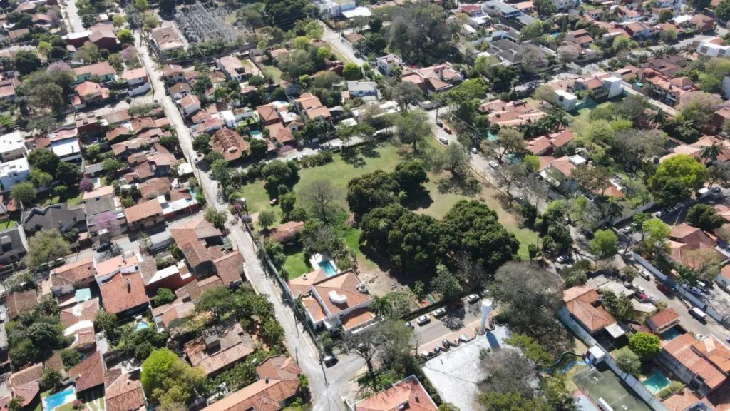 TERRENO EN ASUNCION DE 8000M2 EN VENTA — foto 2