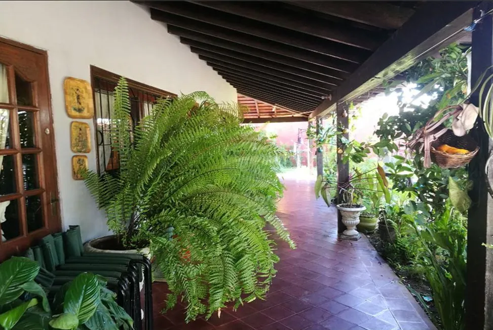 VENDO HERMOSA RESIDENCIA EN MARIANO ROQUE ALONSO — foto 3