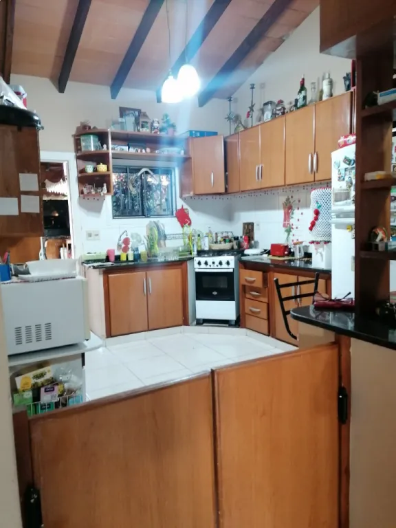 HERMOSA CASA EN VENTA EN SAN LORENZO — foto 3