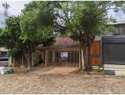 Amplia casa en Mburucuya
