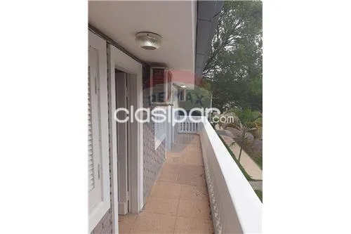 Casa de 2 plantas con piscina en Santa Librada. — foto 3