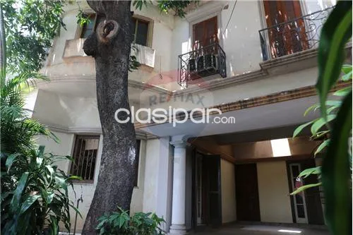 RESIDENCIA ELEGANTE COMERCIAL — foto 3