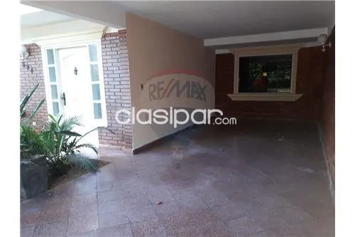 CASA DE 2 PLANTAS EN ESQUINA- LOS LAURELES- — foto 3