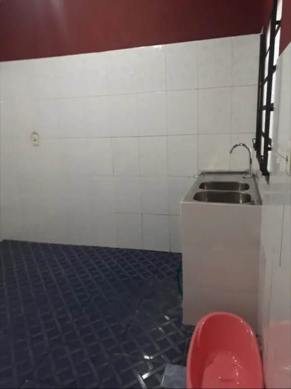 Vendo casa a 6 cuadras de la Avda. Félix Bogado — foto 2