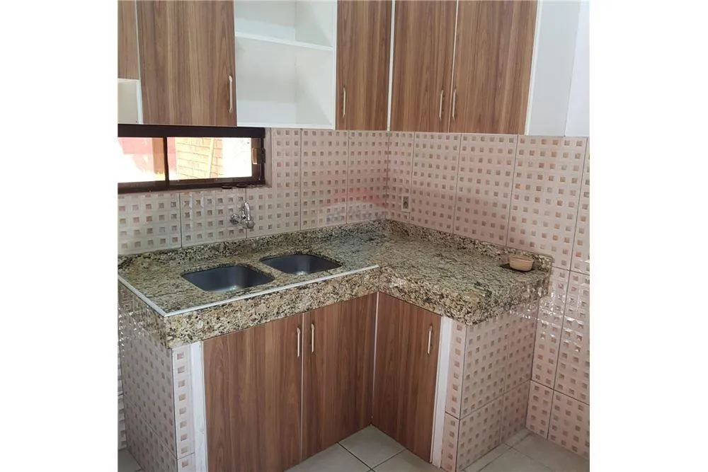 Amplio y hermoso dúplex a una cuadra de la avda Perón en Asunción en el Barrio Santa Libra — foto 3