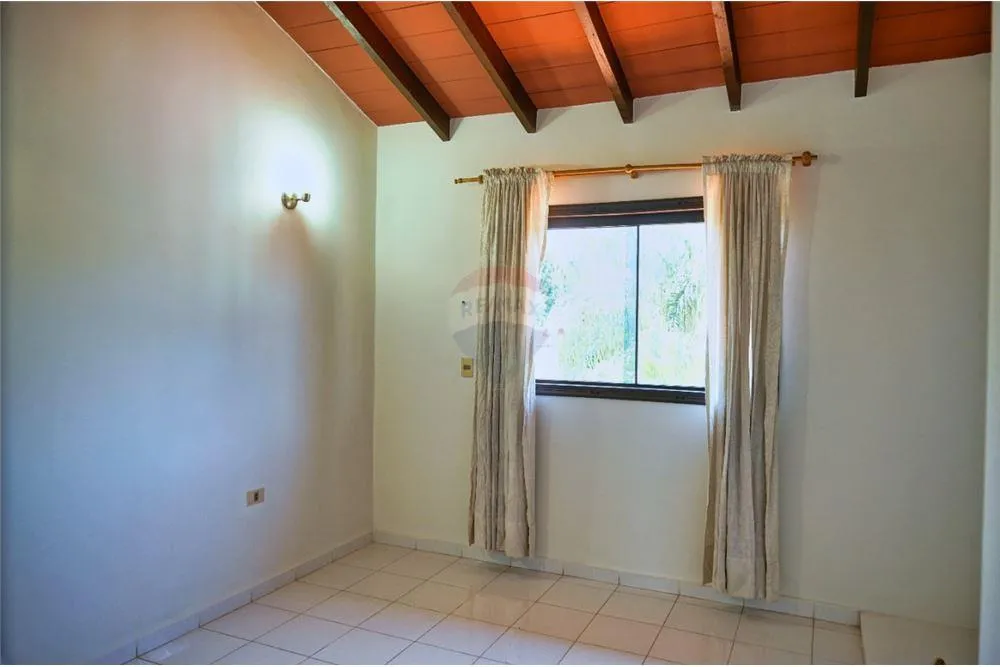 Casa - Venta - Paraguay Central Luque — foto 2