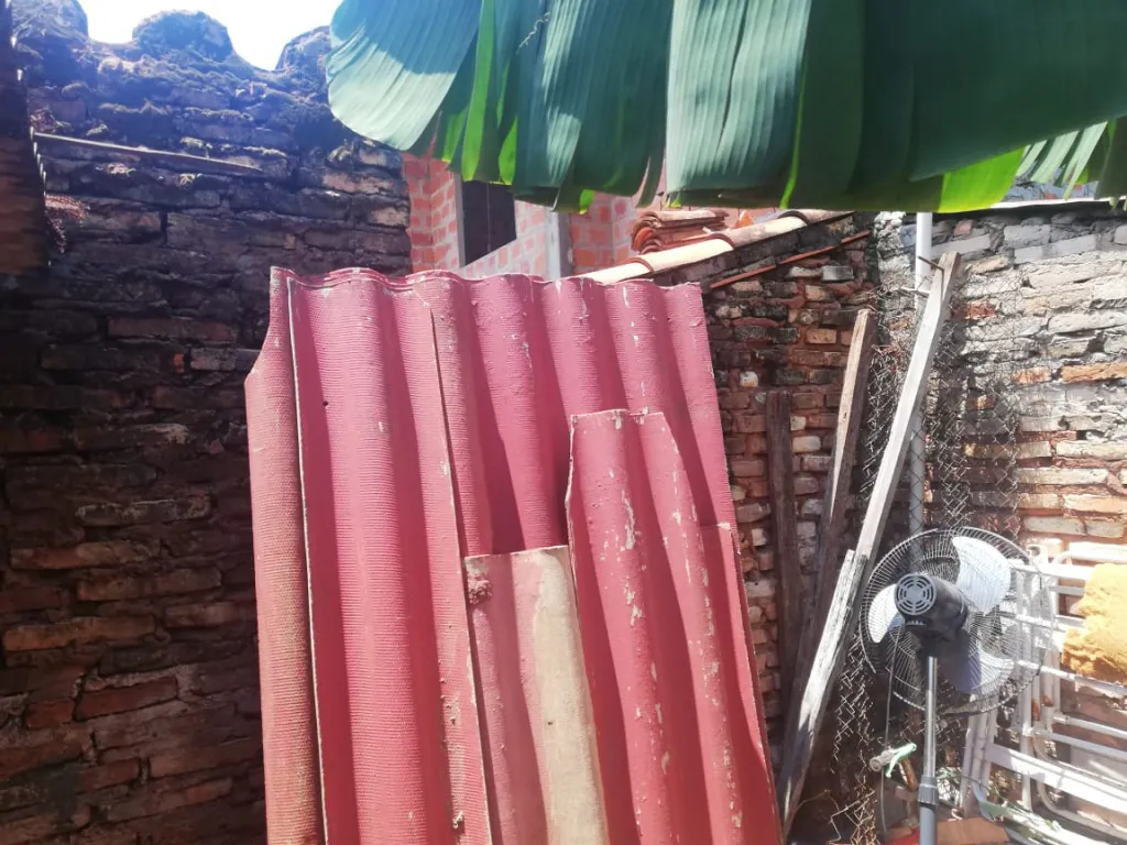 ATENCIÒN INVERIOSNISTAS VENDO CASA EN FERNANDO DE LA MORA ZONA NORTE — foto 3