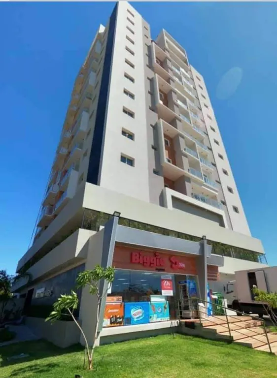 VENDO MODERNO Y HERMOSO DEPARTAMENTO EN EL 7MO NIVEL DEL EDIFICIO TRINITY TOWERS — foto 2