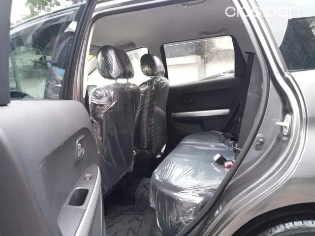 Toyota Ist 2005 — foto 7