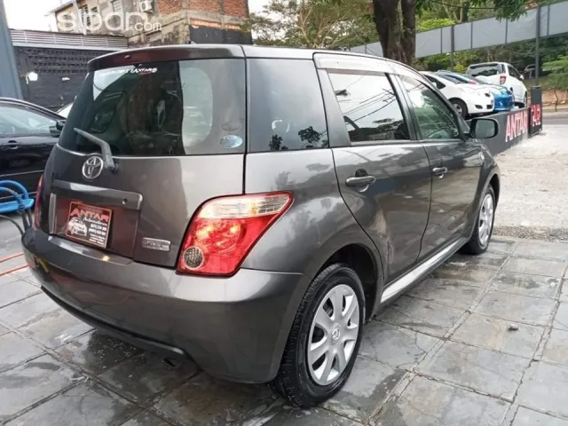 Toyota Ist 2005 - foto 8