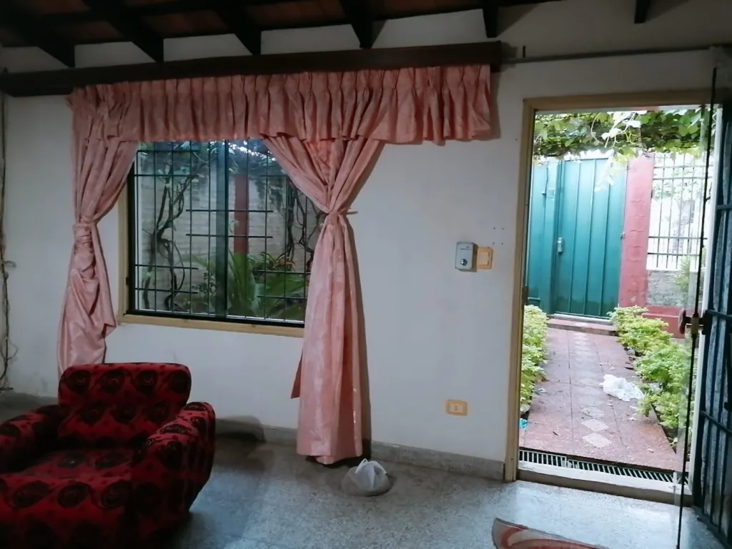 VENDO CASA EN MARIANO ROQUE ALONSO — foto 3