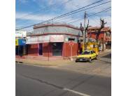Itauguá en esquina 245 m2 sobre ruta 2 lado derecho desde Asunción ideal para negocio