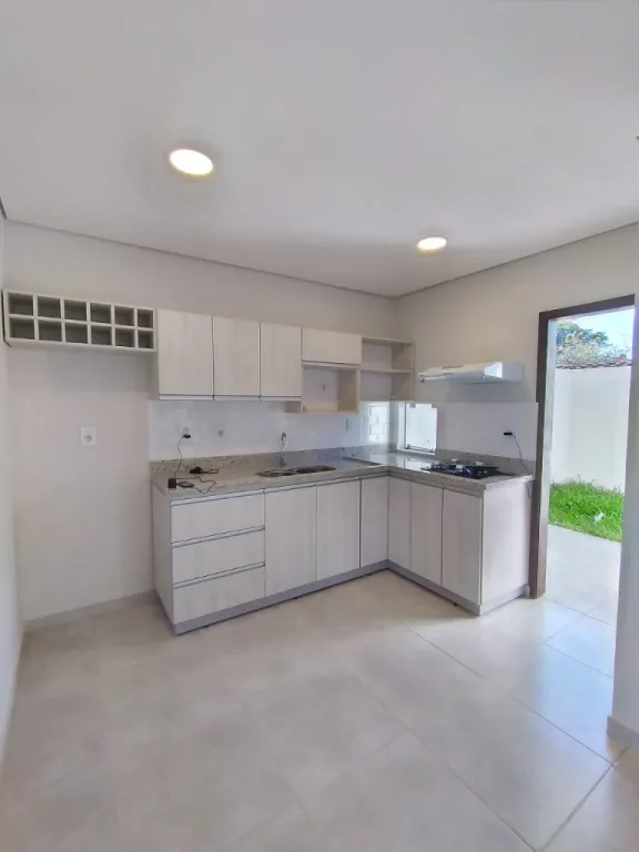 ALQUILO HERMOSO DUPLEX EN LAMBARE. ZONA LAS VIRGINIAS — foto 2
