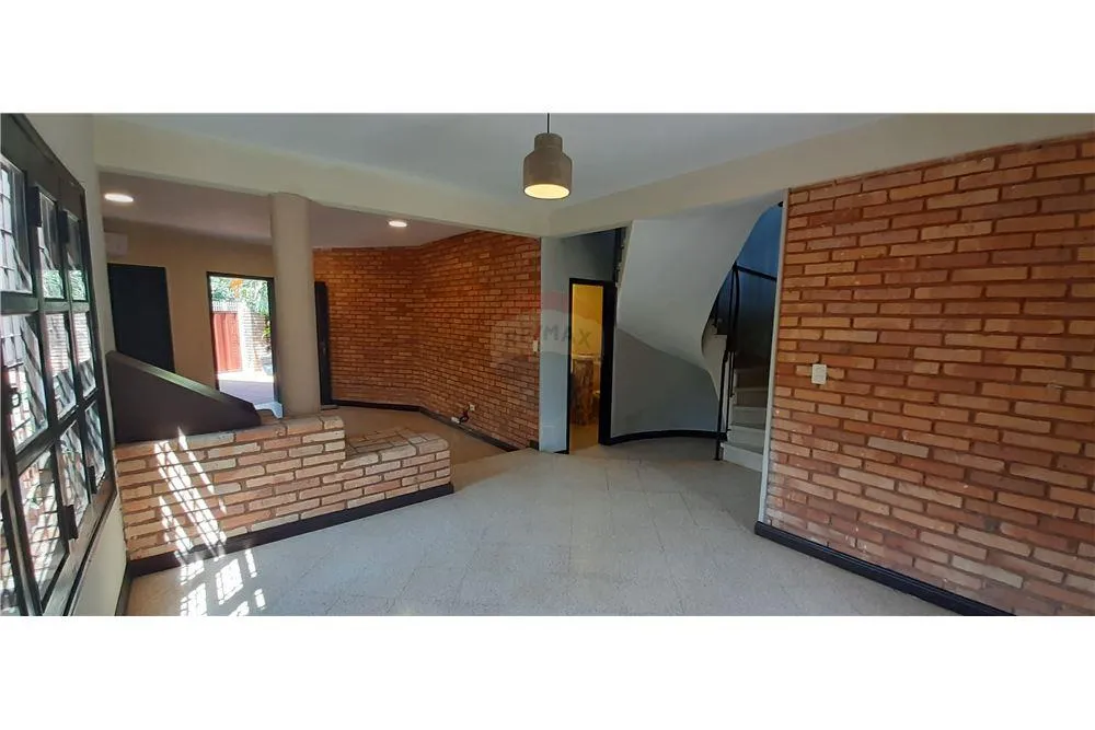 ALQUILO HERMOSO DUPLEX ZONA PERON — foto 2