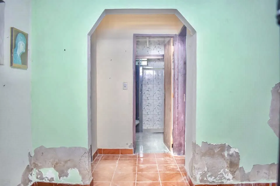 CASA DE 5 DORMITORIOS EN BARRIO CARMELITAS — foto 2
