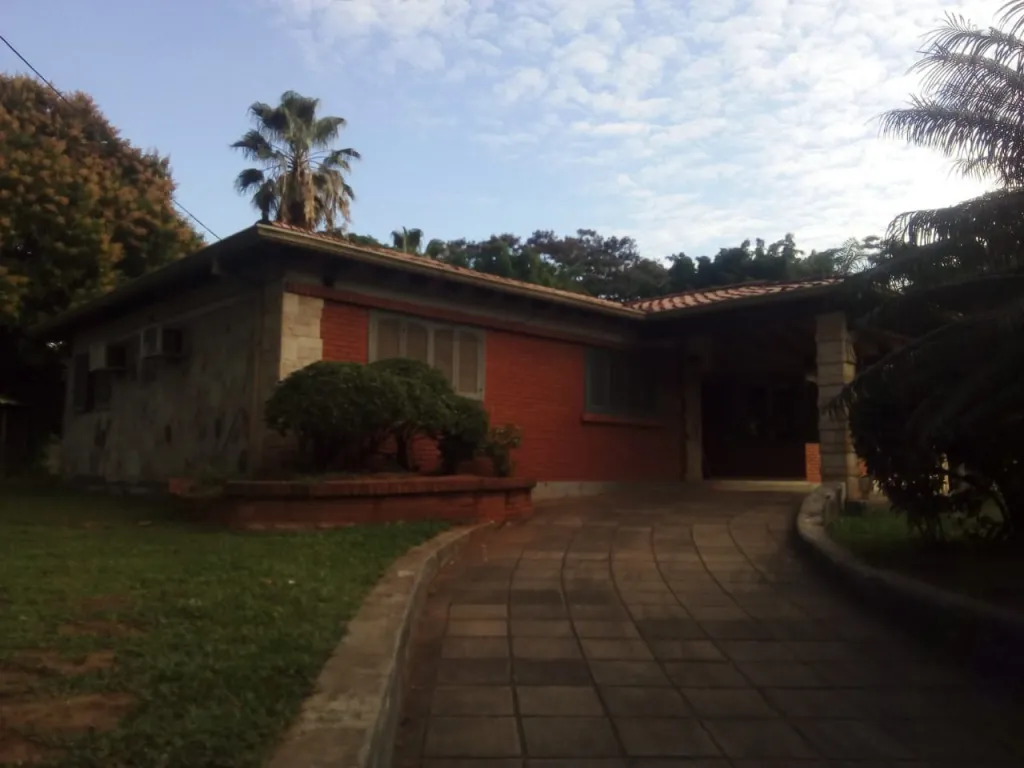 Hermosa casa-quinta en el centro de Areguá — foto 3