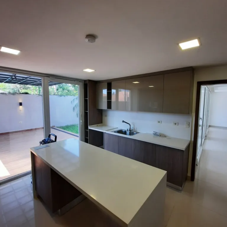 ALQUILO HERMOSA CASA EN CONDOMINIO MONTECILLO - ASUNCION — foto 2