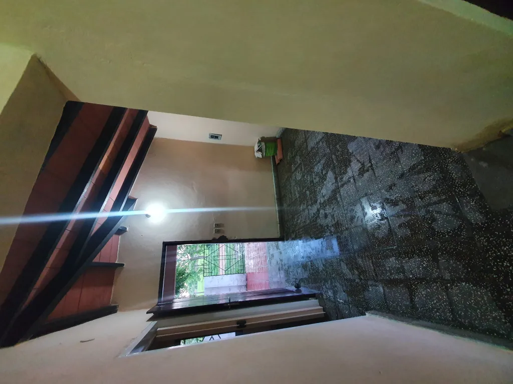CASA CON 4 PIEZAS Y COMEDOR EN ITÁ — foto 3