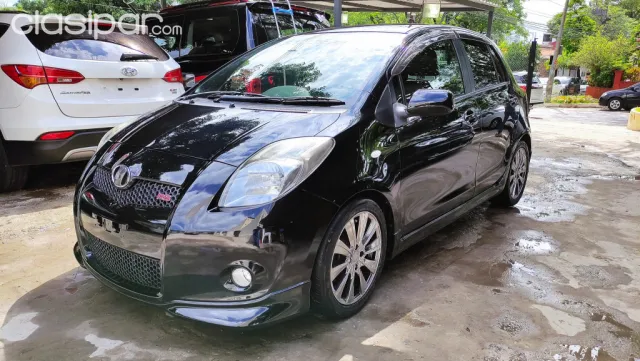 Toyota Vitz 2005 - foto 2