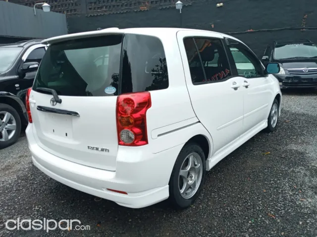 Toyota Raum 2004 — foto 6