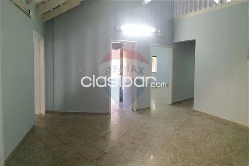 CASA PARA VIVIENDA O USO COMERCIAL — foto 2