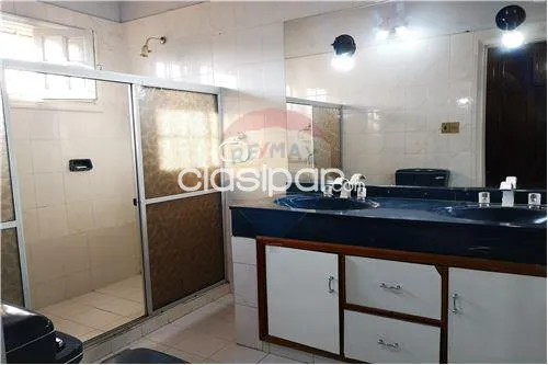 ACOGEDORA RESIDENCIA PARA VIVIENDA U OFICINA — foto 3