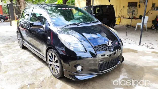 Toyota Vitz 2005 — foto 2
