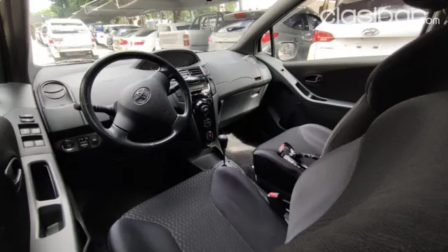 Toyota Vitz 2005 — foto 7