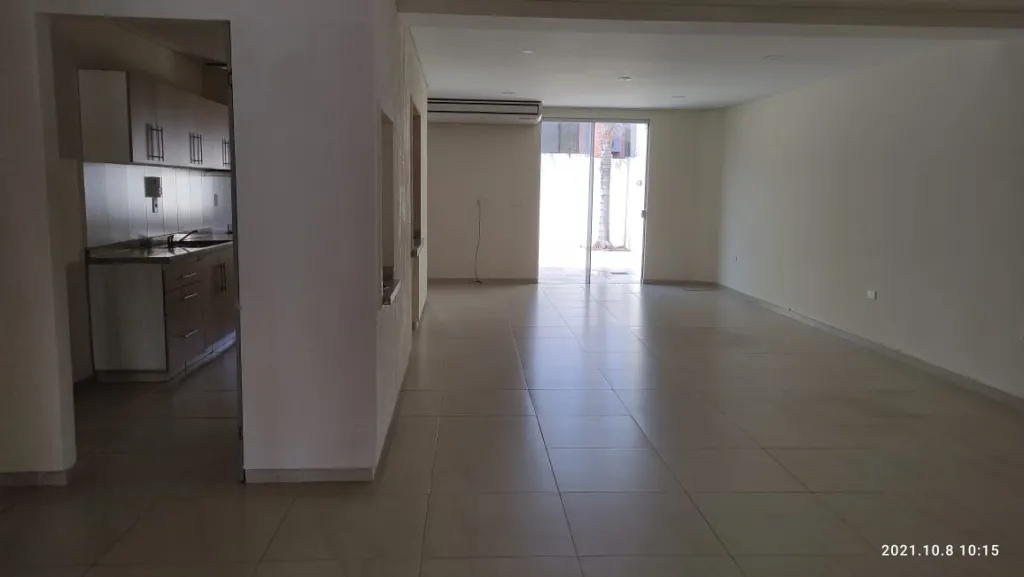 Z SIL – VILLA MORRA: 3 SUITES, JARDÍN, PISCINA, 6.600.000 GS. — foto 3