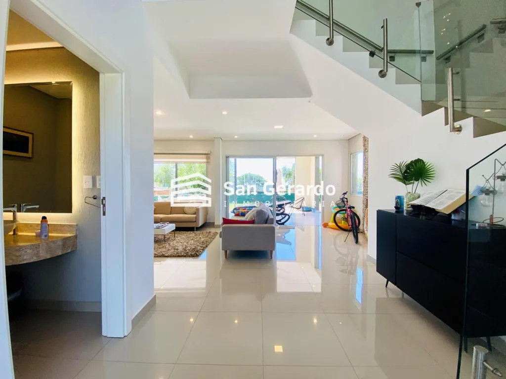 AQUA VILLAGE – SANBER: MAGNIFICA RESIDENCIA, IMPECABLE ESTADO, 3 DORMITRIOS, JARDIN. — foto 2