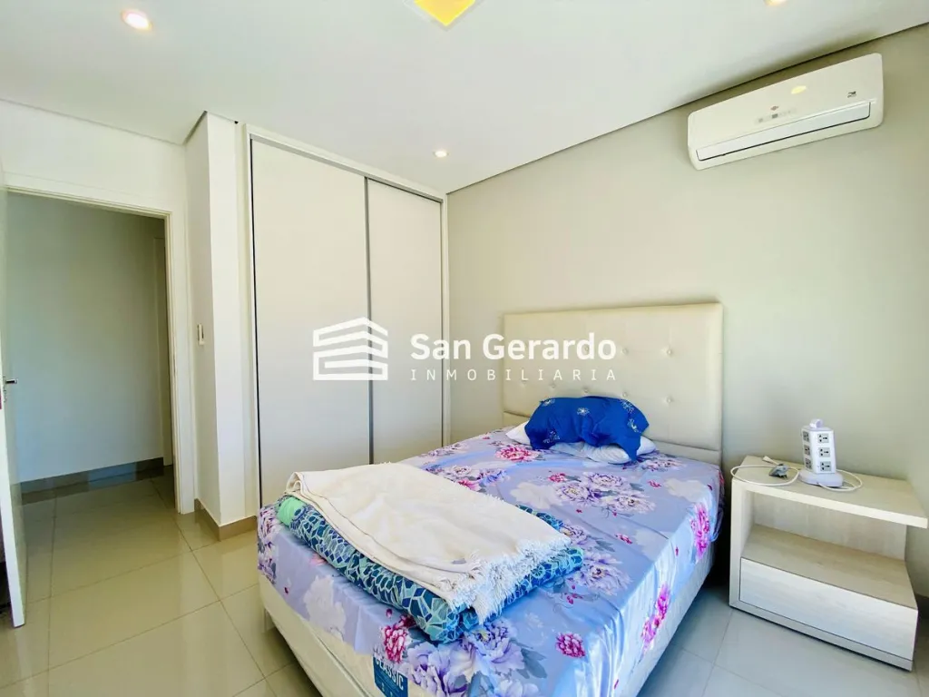 AQUA VILLAGE – SANBER: MAGNIFICA RESIDENCIA, IMPECABLE ESTADO, 3 DORMITRIOS, JARDIN. — foto 3