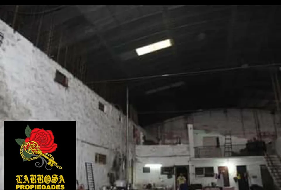 VENDO DEPÓSITO CON SALONES COMERCIALES EN ASUNCIÓN ZONA SUPER VIADUCTO. COD 045 — foto 3