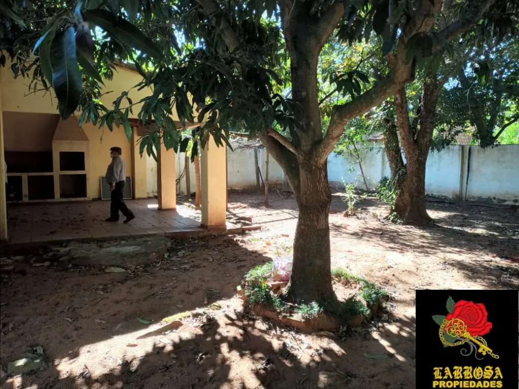 VENDO CASA EN AREGUA. ZONA: PINDOLO A UNA CUADRA DEL ASFALTO. COD 036 — foto 3