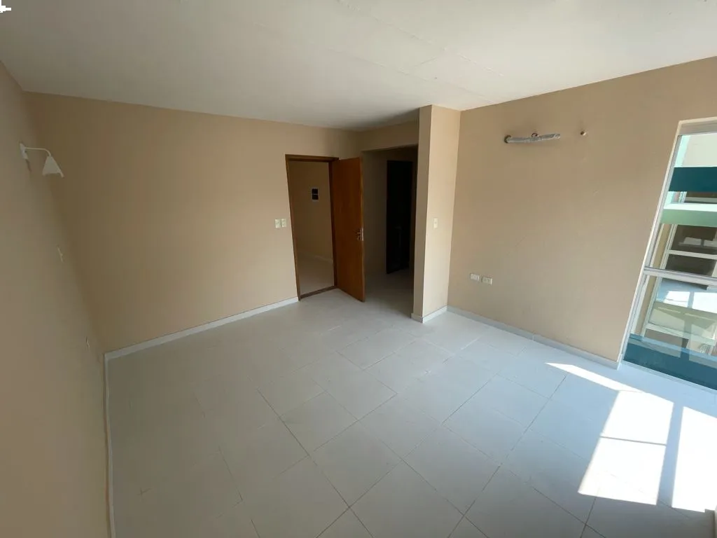 Venta triplex a estrenar en Lambaré. A cuadras del Yacht. — foto 2