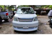 VENDO TOYOTA NOAH - REC IMPORT - MODELO 2004 - REC IMPORT - FULL EQ - ANTAR AUTOMOTORES !