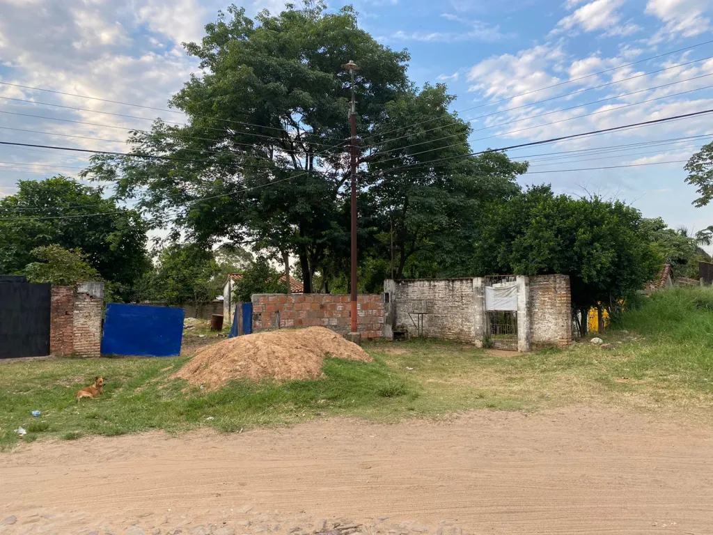 VENDO AMPLIO TERRENO EN FERNANDO DE LA MORA ZONA NORTE — foto 3