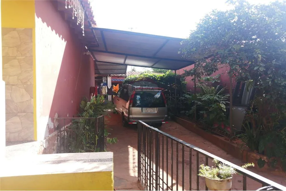 EN VENTA CASA CON LOCAL COMERCIAL — foto 2