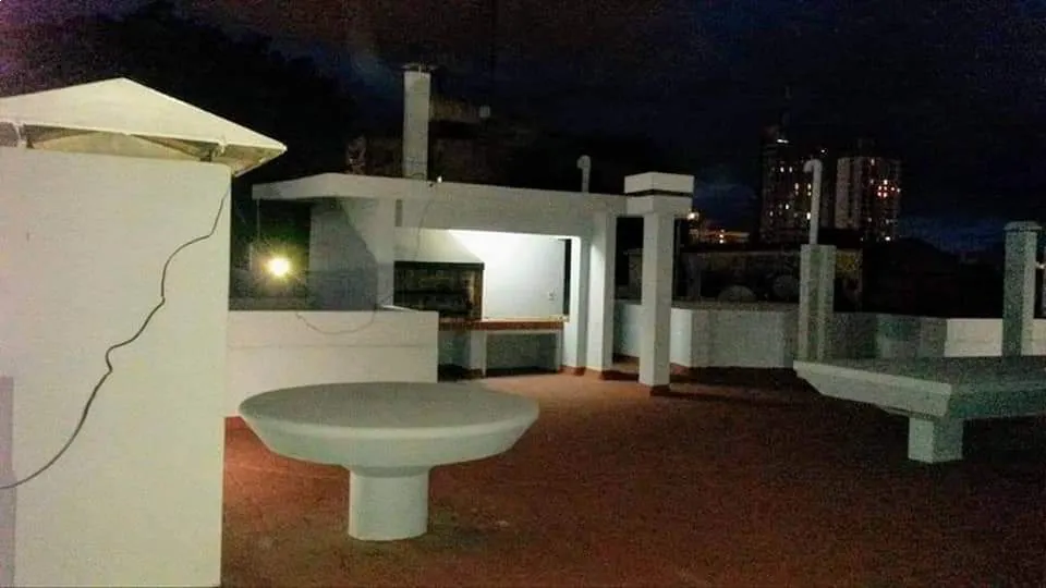 ALQUILO DPTO. DE 2 DORMITORIOS!!! ZONA CENTRO!!EXCELENTE UBICACION!! — foto 2