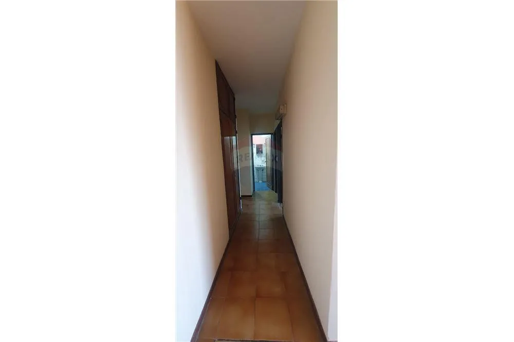 Vendo Amplio departamento de 127.98 mts 2 propios en el Edificio Monteoliva, Barrio La Enc — foto 2