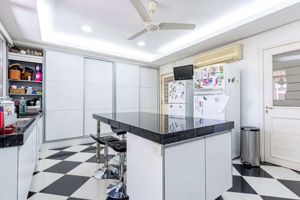 Z SHOP. DEL SOL – MOLAS LOPEZ: UNICA, ELEGANTE RESIDENCIA, 4 DORMIT, OPORTUNIDAD UNICA!!! — foto 3