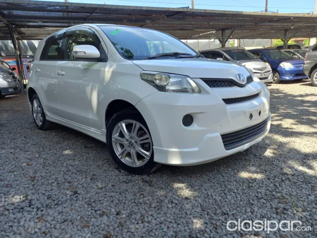 Toyota New Ist 2008 - foto 2