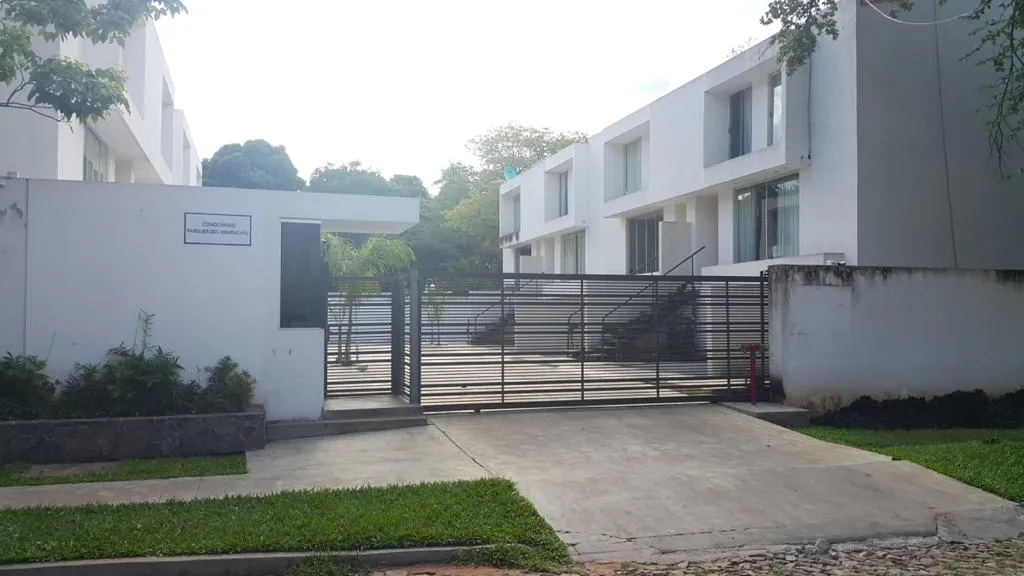 LAMBARÉ ¡VENTA DE DUPLEX EN POZO! — foto 2