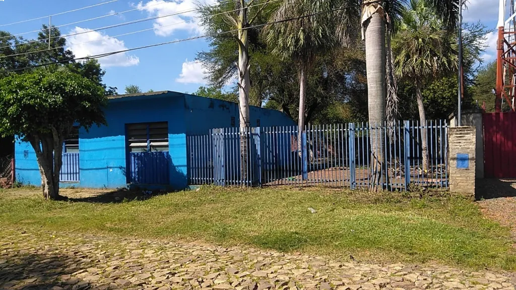Terreno con Construcción a Refaccionar o Demoler — foto 2