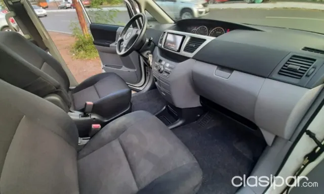 Toyota Noah 2005 — foto 5